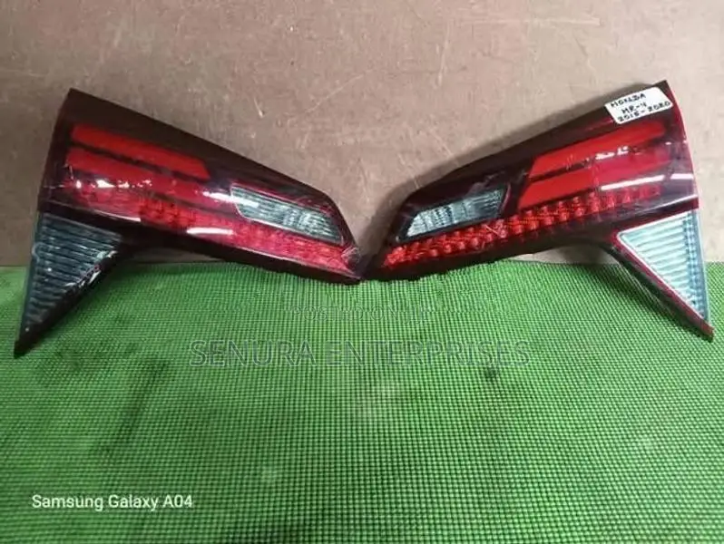 Honda Vezel Dicky Granish Lh/rh