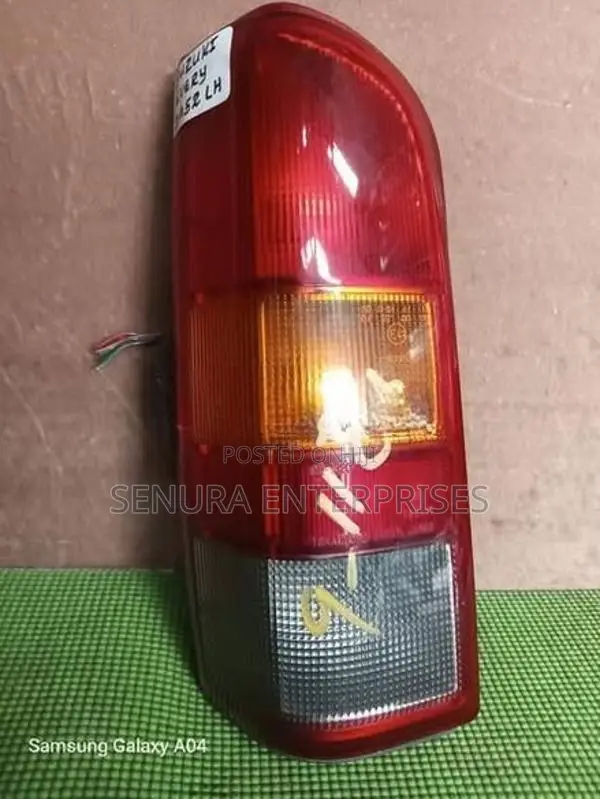 Suzuki Every Da52 Tail Light Lh