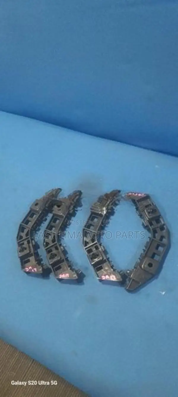 Every DA 17 Front Bumper Retainer