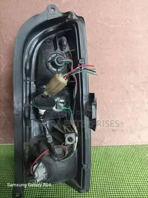 Suzuki Every Da52 Tail Light Lh
