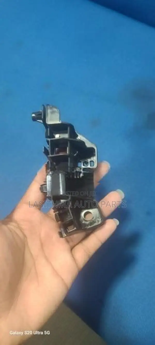 55 S Front Bumper Retainer