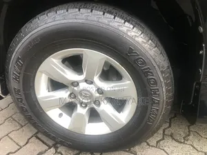 Toyota Land Cruiser Prado 2014 Black