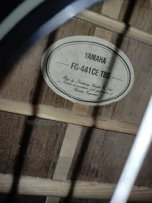 Yamaha Guitar