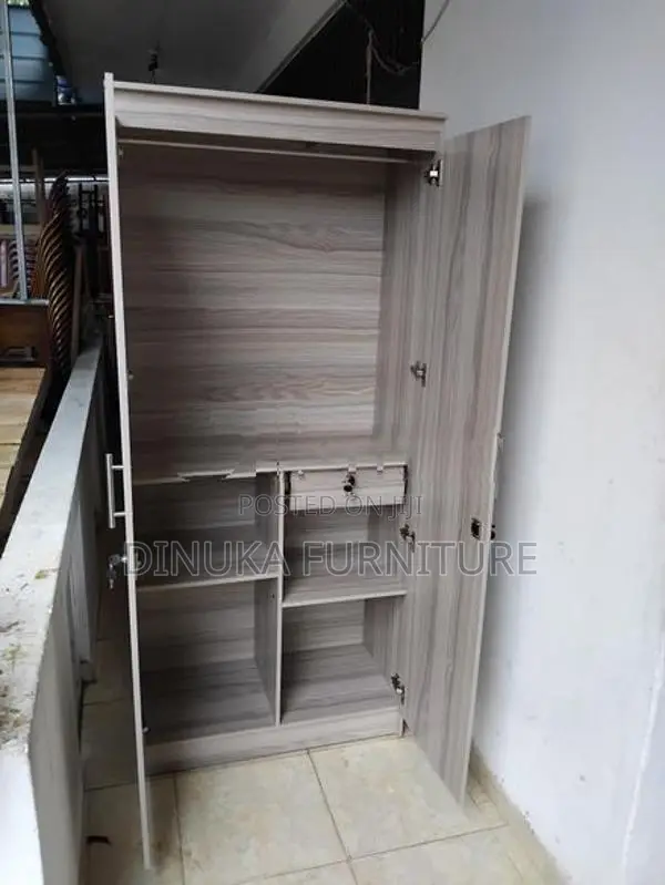 Steel Cupboard 4ft / 3ft