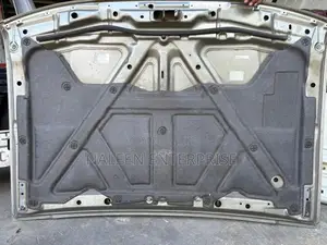 Nissan D22 Bonnet Insulator