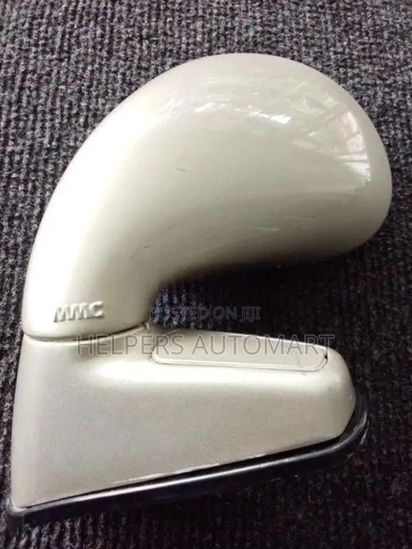 Mitsubishi Intercooler Pajero V44 3rd Mirror