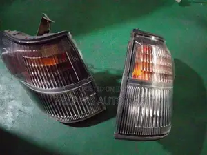 Mitsubishi Pajero V44 Signal Light