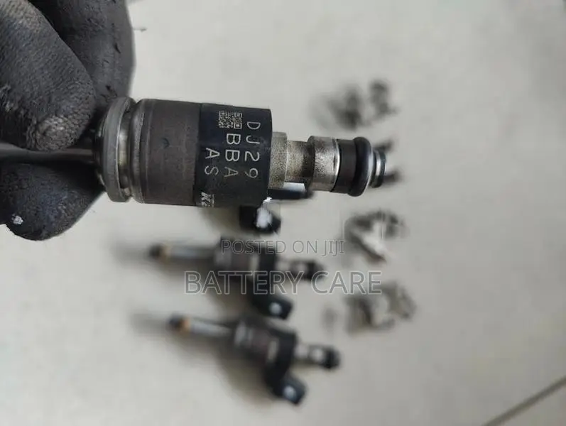 HONDA VEZEL INJECTOR SET