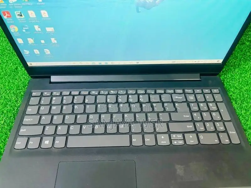 Lenovo AMD Laptop
