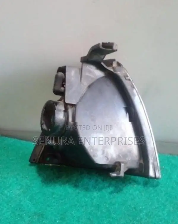 NISSAN AVENIR W10 SIGNAL LIGHT LH