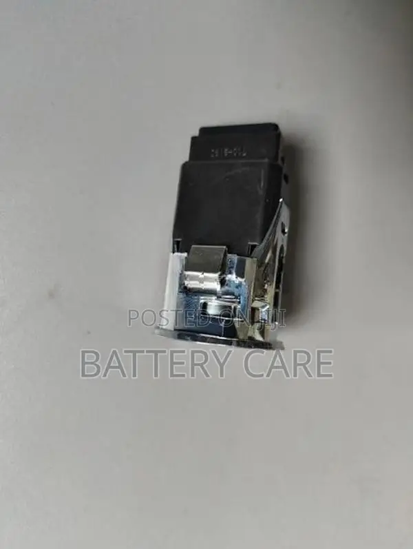PRIUS 20 PUSH START BUTTON
