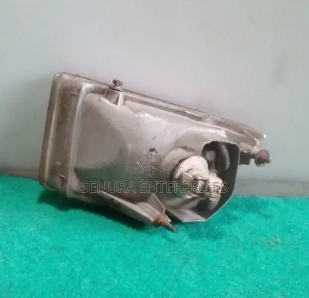 TOYOTA SOARER SIGNAL LIGHT RH