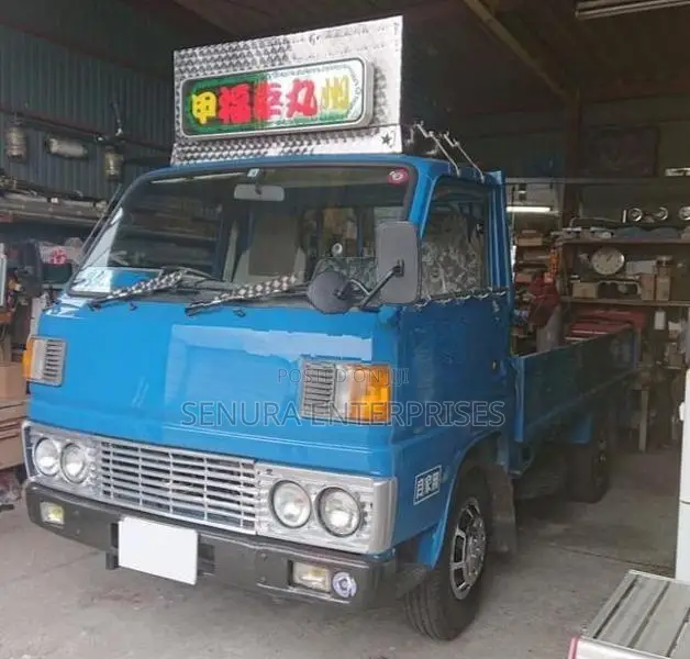 MITSUBISHI CANTER FUSO SIGNAL LIGHT RH