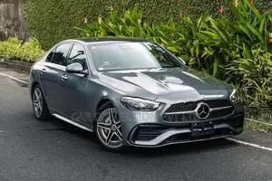 Mercedes Benz C200 AMG Premium Plus 2023