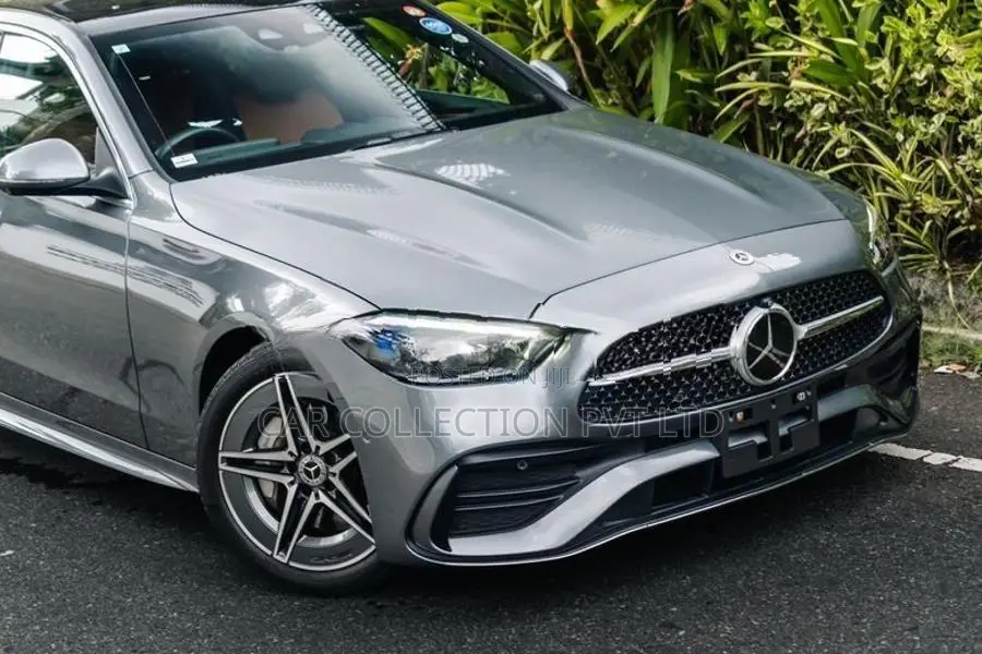 Mercedes Benz C200 AMG Premium Plus 2023