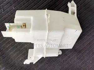 Nissn X Trail T31 Wiper Washer Tank