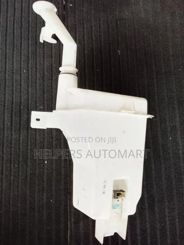 Nissan March K13 Wiper Washer Tank