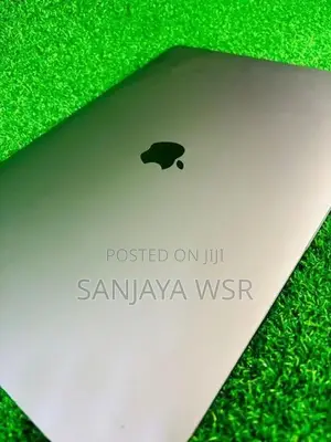 Macbook Pro i7 Laptop
