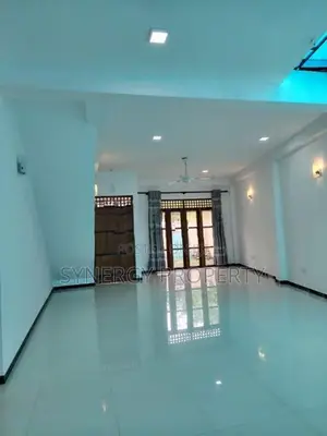 House for Sale Close to Athurugiriya Millennium City