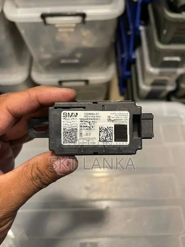 Genuine BMW 3 Series F30 LCI Antenna Receiver
