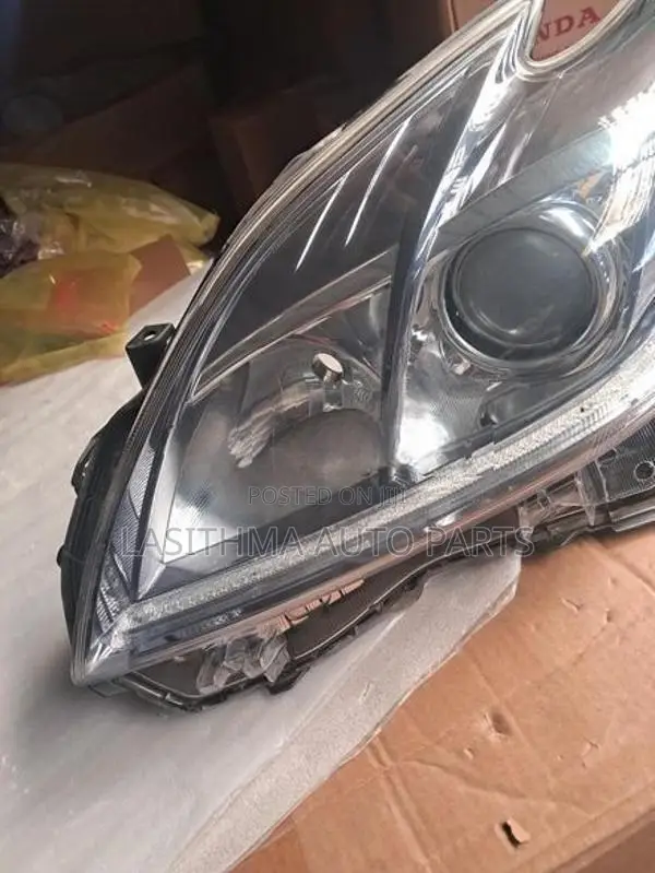 Prius 30 Under LED Head Lamp