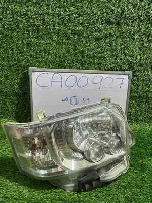 Toyota Hiace (KDH-2017/2018) Head Light