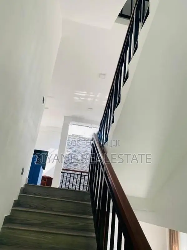 Brand New House for Sale in Athurugiriya