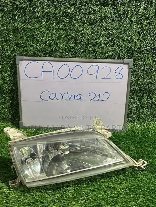 Toyota Carina (212) Head Light