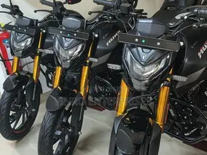 Hero Hunk 160R 4V 2025