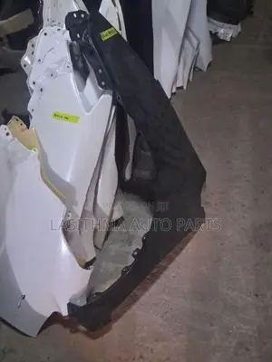 Prius 20 Fender