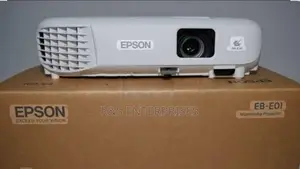 Epson EB-E01 Brand new Daylight Projector