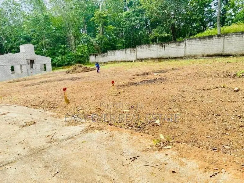 මිනුවන්ගොඩ නගරයට හා කොළඹ 5 පාරට ආසන්නව පර්චස් 15 කොටස් 2
