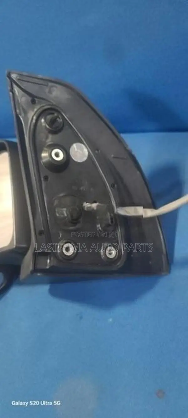 Raize Side Mirror