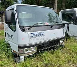Canter wide cabin