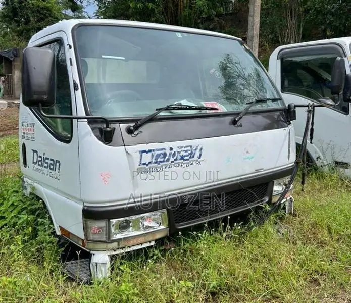 Canter wide cabin