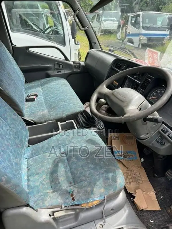 Canter wide cabin