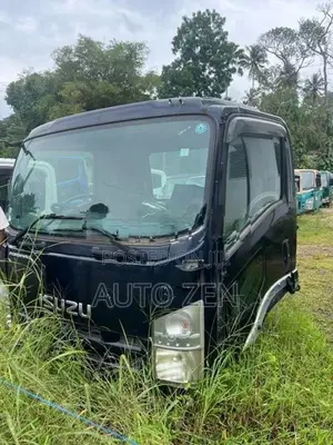Isuzu Forward Cabin CABIN-01