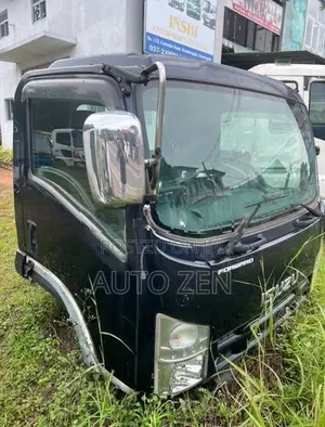 Isuzu Forward Cabin CABIN-01