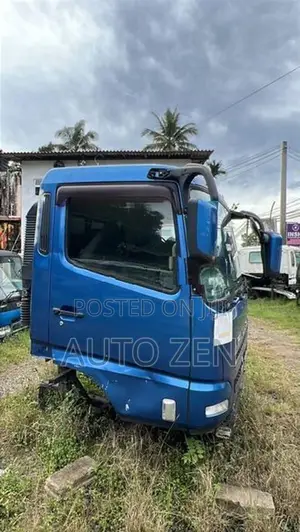 Fuso Super Great Cabin -04