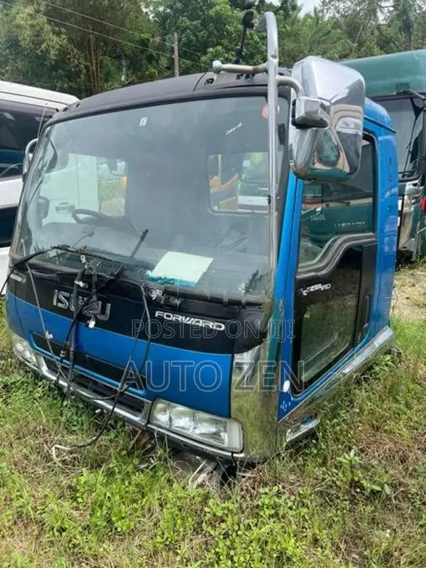 Isuzu FRR Cabin CABIN-07