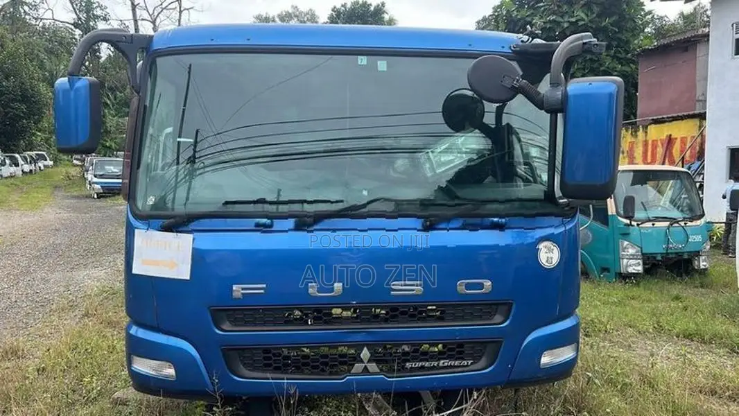 Fuso Super Great Cabin -04