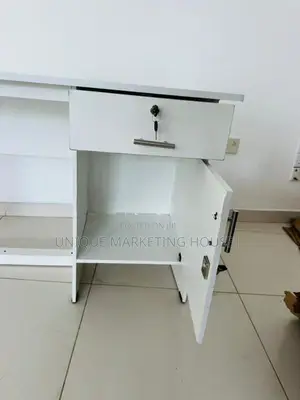 Modern 4x2 Ft White Melamine Office Table