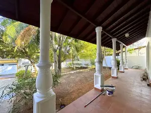 House For Sale - Vidyala Junction Pannipitiya