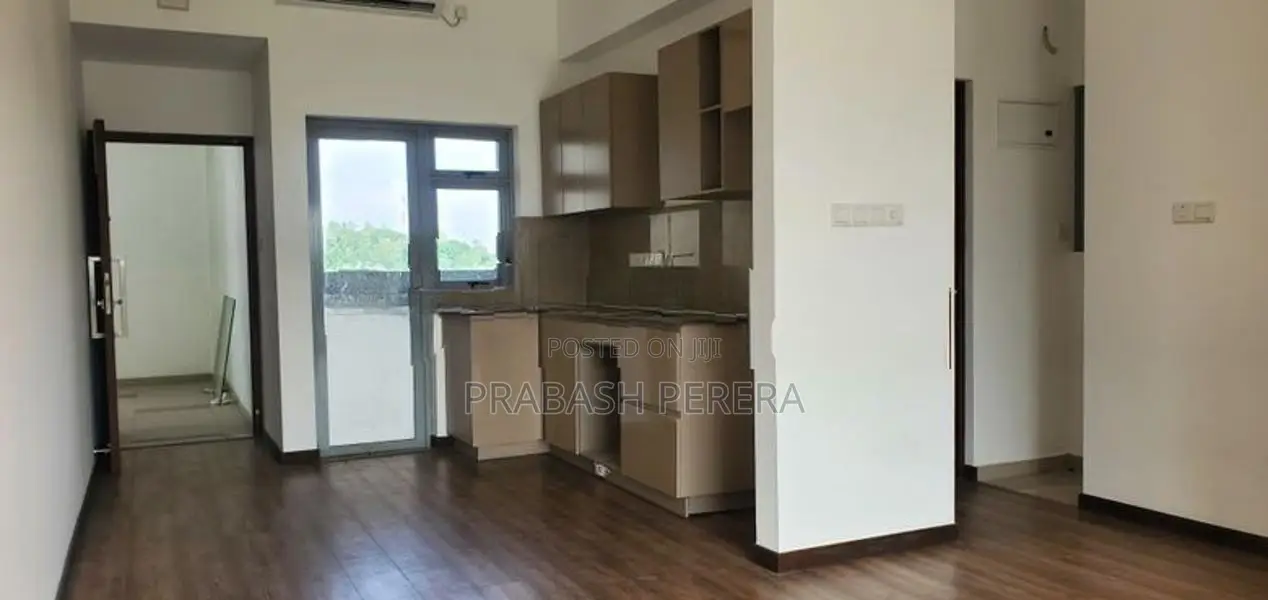 Brand New 2 Bed Golf Apartment for Sale in Kahathuduwa