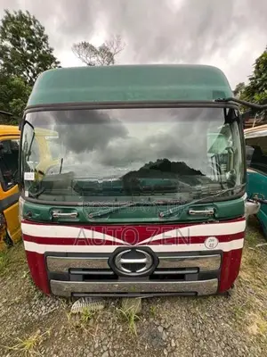 Hino Cabin CABIN-10