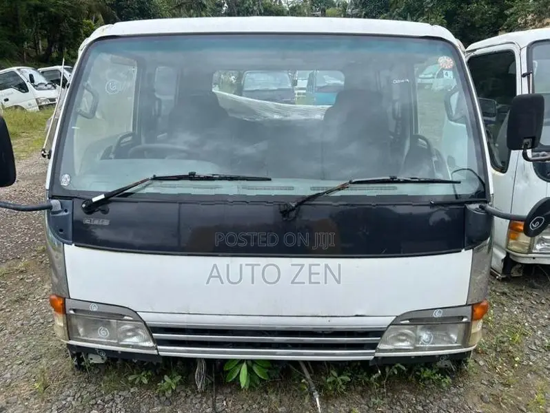 Isuzu Elf Samanala face Crew Cab CABIN -14