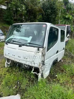 Fuso 4p10 Crew Cab Cabin CABIN-19