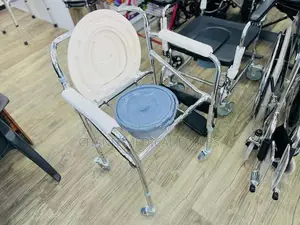 Commode Chair With Wheels Height Adjustable 2 Locker