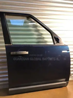 Land Rover Discovery 4 door