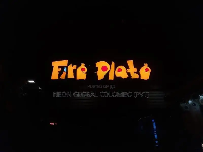 Form & Glow: Modern Signage Solutions
